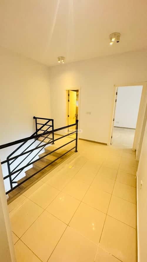 4 bedroom apartment in Al Yasmin 4