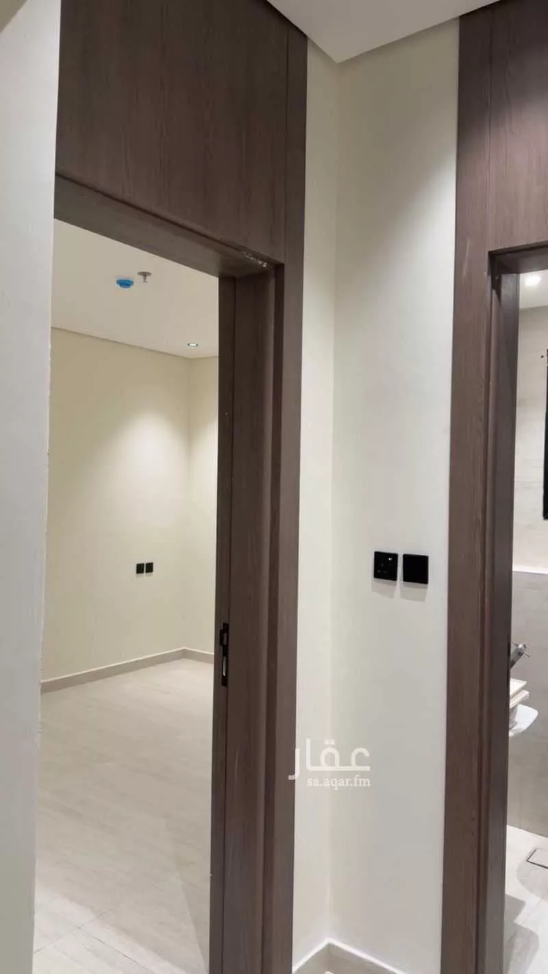 3 bedroom apartment in Shubra, Riyadh 5