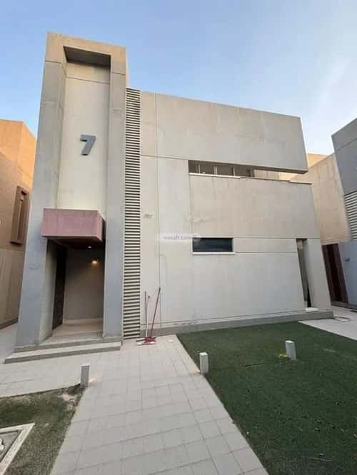 فيلا 7 غرف في الياسمين 12