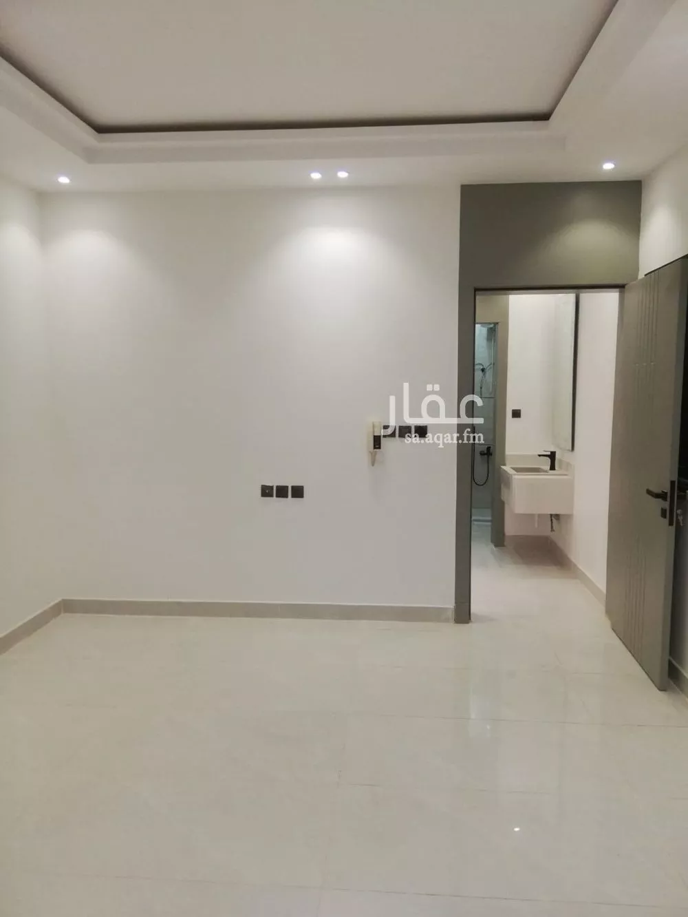 5 bedroom apartment in Taibah, Riyadh 9