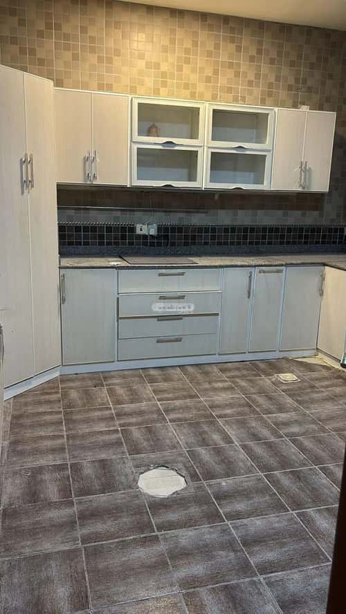 4 bedroom apartment in Qurtubah 8