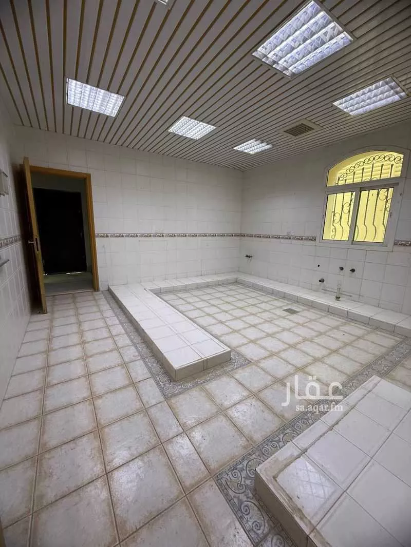 4 bedroom villa in Al Shuhada, Riyadh 17