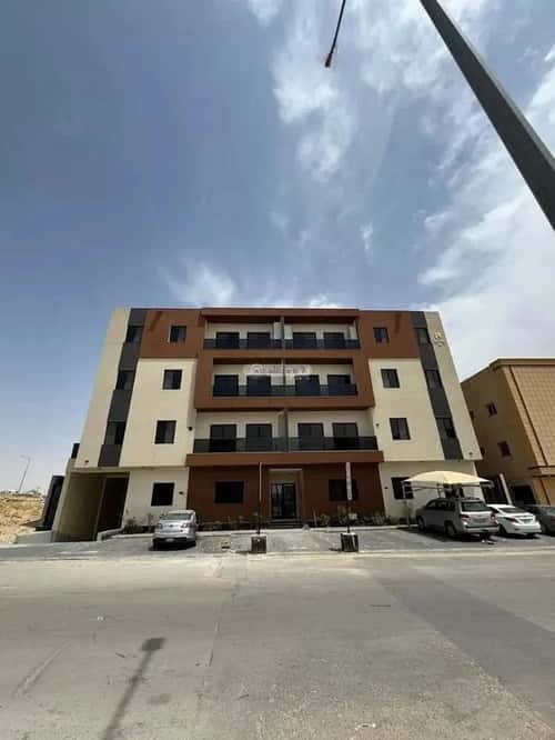 3 bedroom apartment in Al Aqiq 4