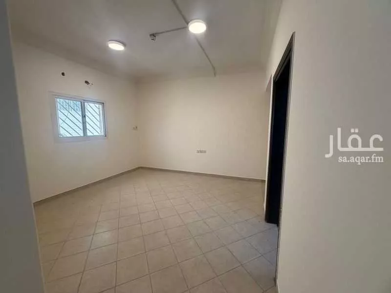 4 bedroom office in Al Maseef, Riyadh 5