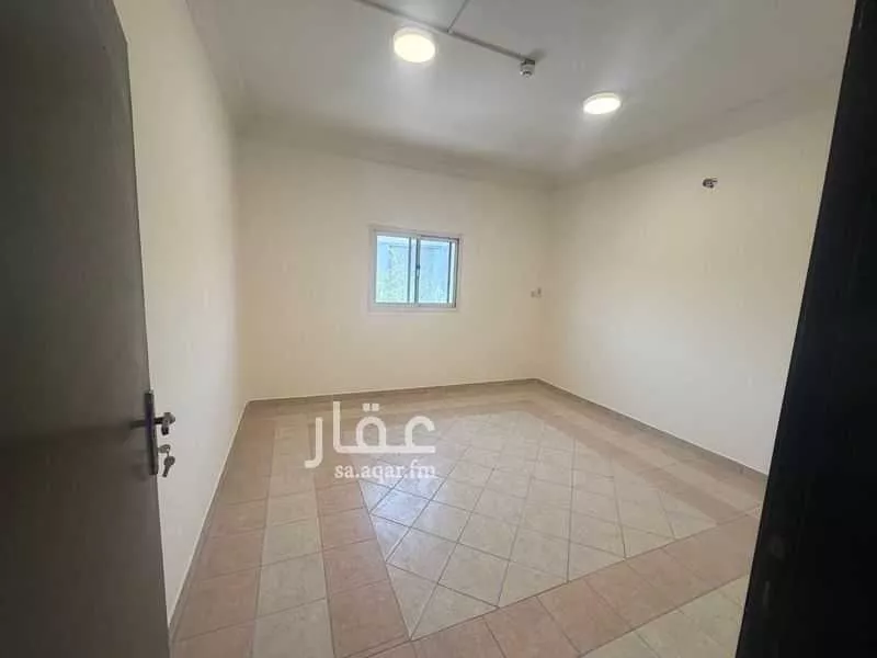 4 bedroom office in Al Maseef, Riyadh 4