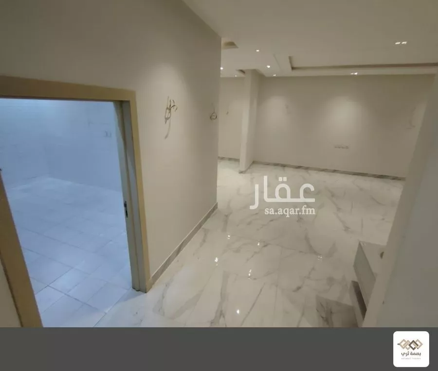 4 bedroom apartment in Okaz, Riyadh 16