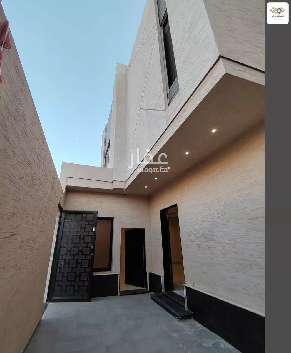 4 bedroom apartment in Okaz, Riyadh 3