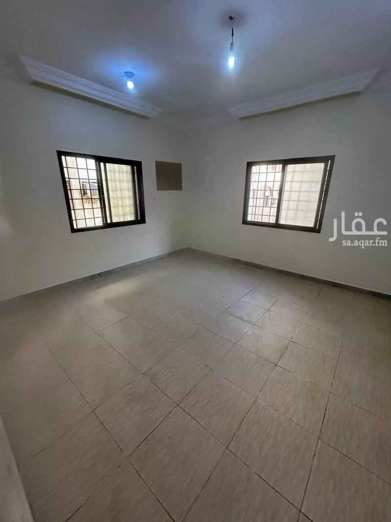 4 bedroom building in Al Nuzhah, Jeddah 9