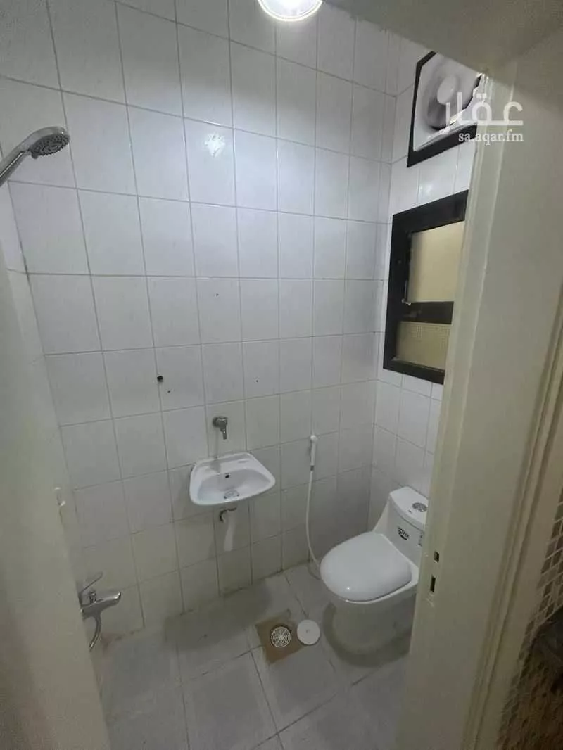 4 bedroom building in Al Nuzhah, Jeddah 7