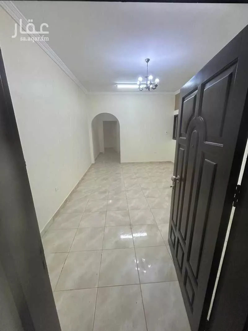 4 bedroom building in Al Nuzhah, Jeddah 2
