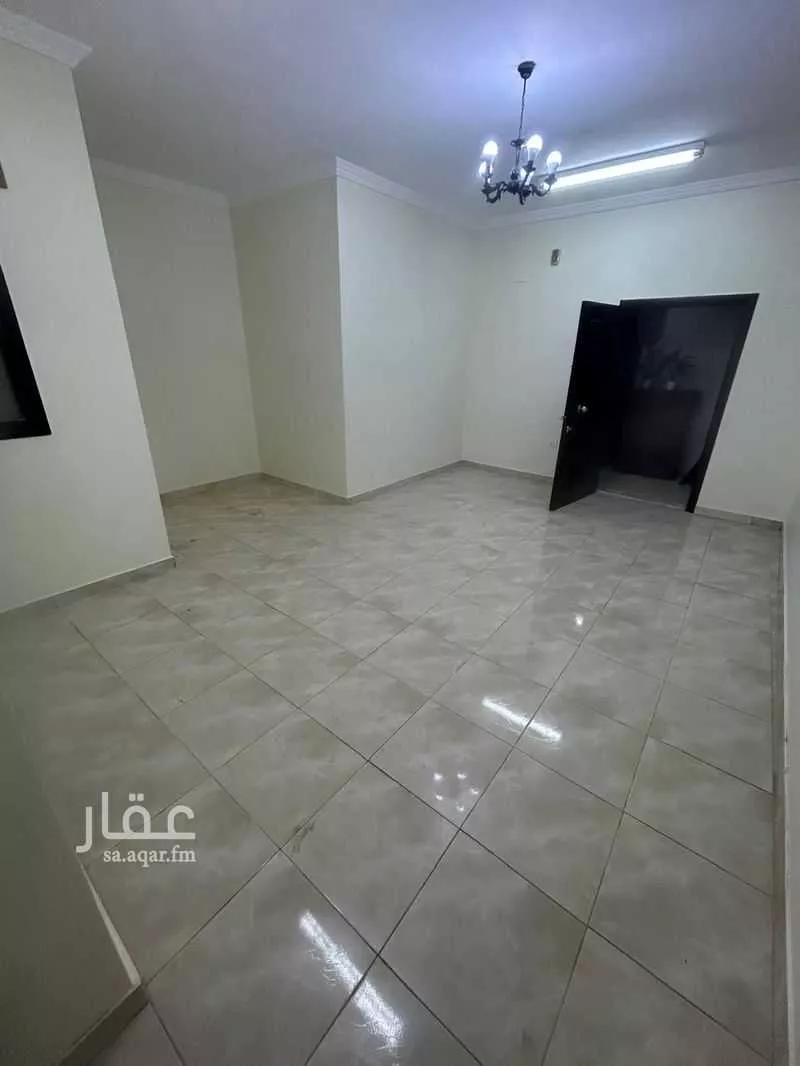 4 bedroom building in Al Nuzhah, Jeddah 4