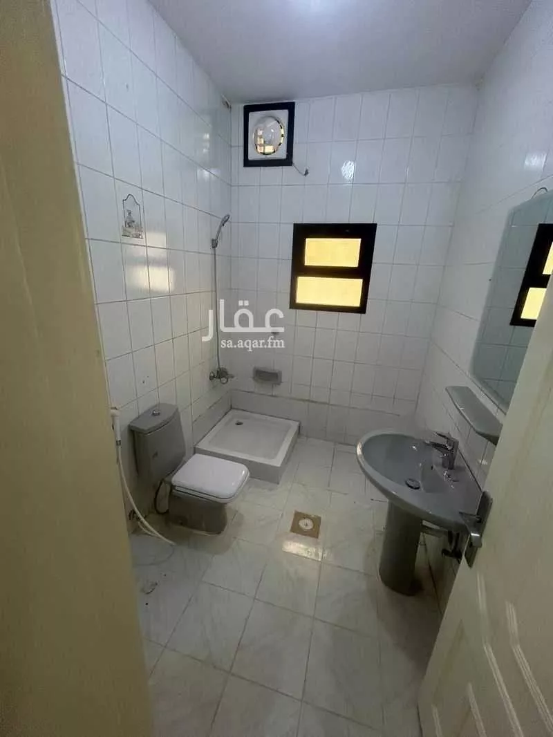 4 bedroom building in Al Nuzhah, Jeddah 12