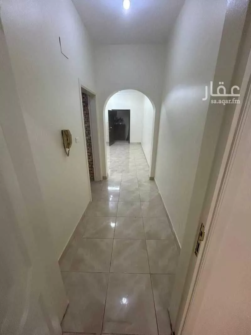 4 bedroom building in Al Nuzhah, Jeddah 3