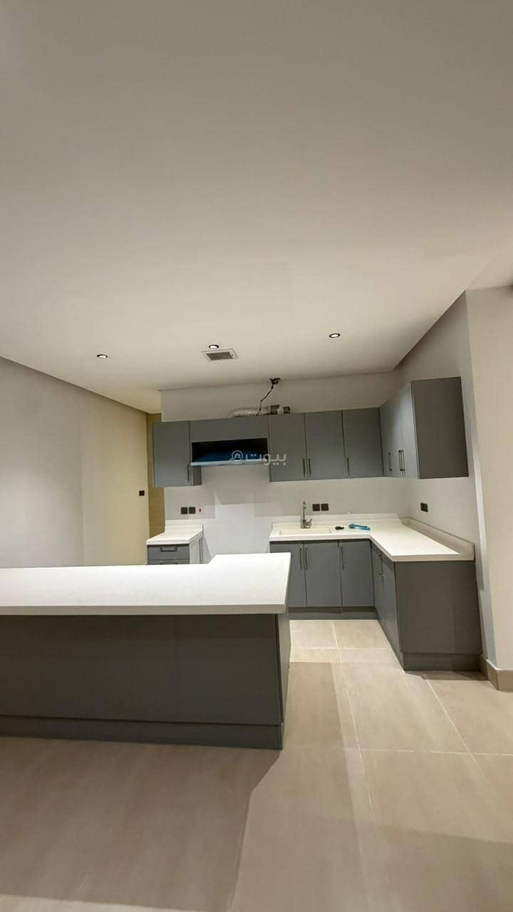 3 bedroom apartment in Al Qairawan, Riyadh 6