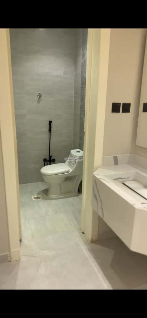 4 bedroom apartment in Dhahrat Laban 1