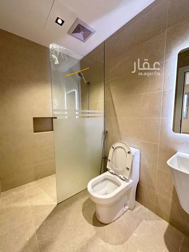 4 bedroom apartment in Ayn Al Khayf, Madinah 2