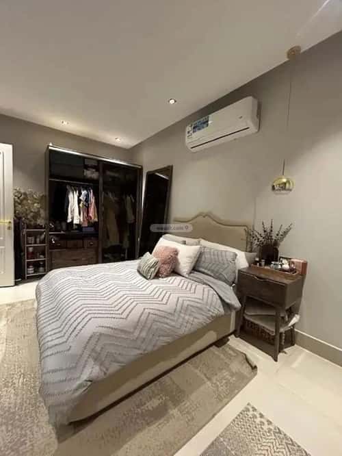 شقة 3 غرف في الملقا 4