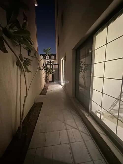 شقة 2 غرف في الملقا 6
