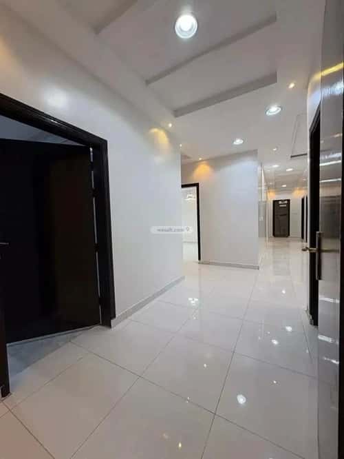 6 bedroom floor in Tuwaiq 7