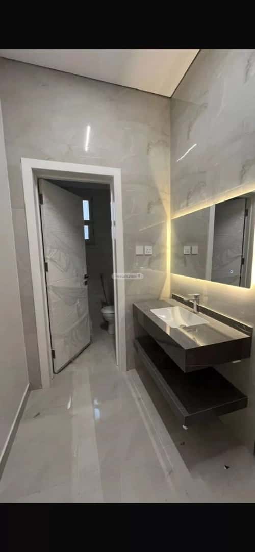 3 bedroom apartment in Al Malqa 5