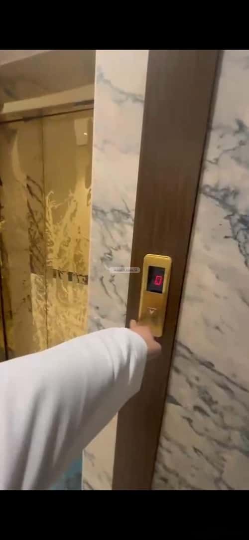 3 bedroom apartment in Al Rimal 8