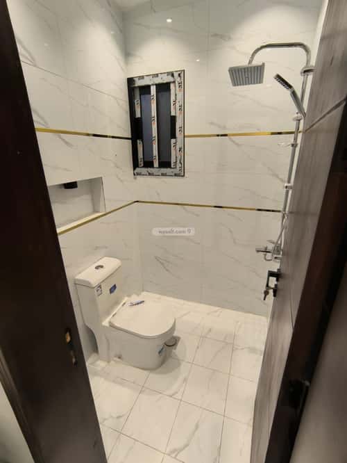 5 bedroom apartment in Al Rughamah, Jeddah