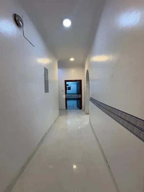 5 bedroom floor in Tuwaiq 8