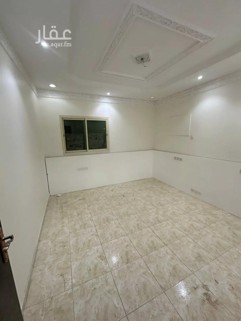 4 bedroom floor in Al Yarmouk 5