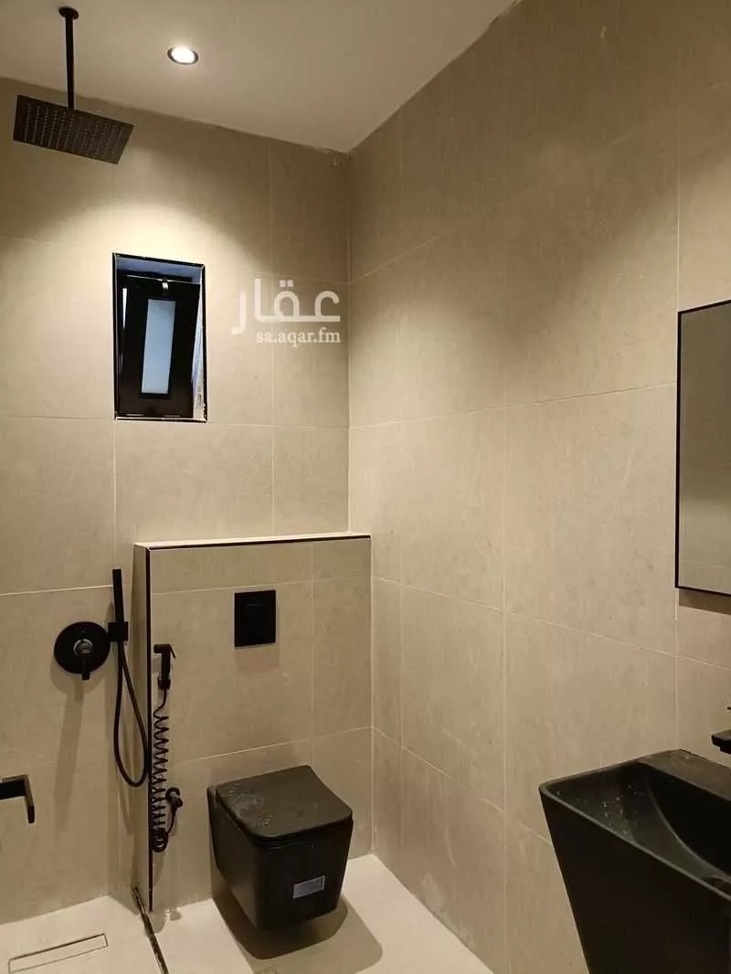 3 bedroom apartment in At Tahliyah, Eastern Province 10