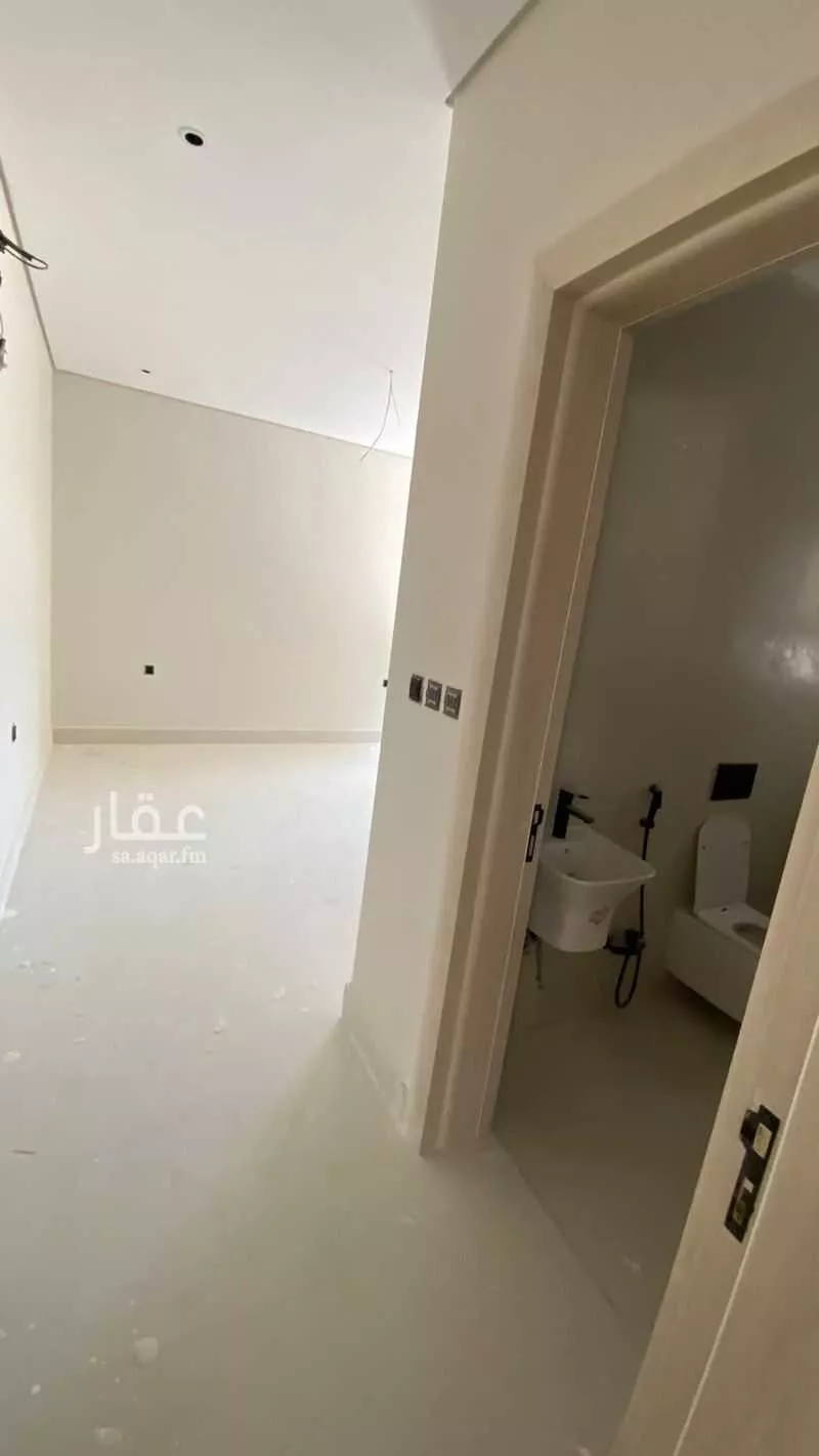 4 bedroom villa in As Sadafah, Eastern Province 13
