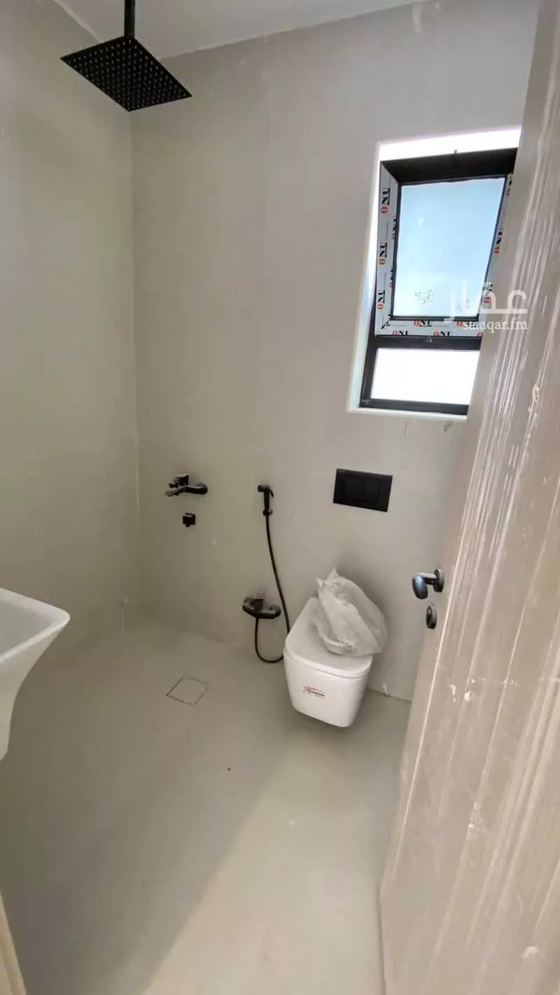 4 bedroom villa in As Sadafah, Eastern Province 18