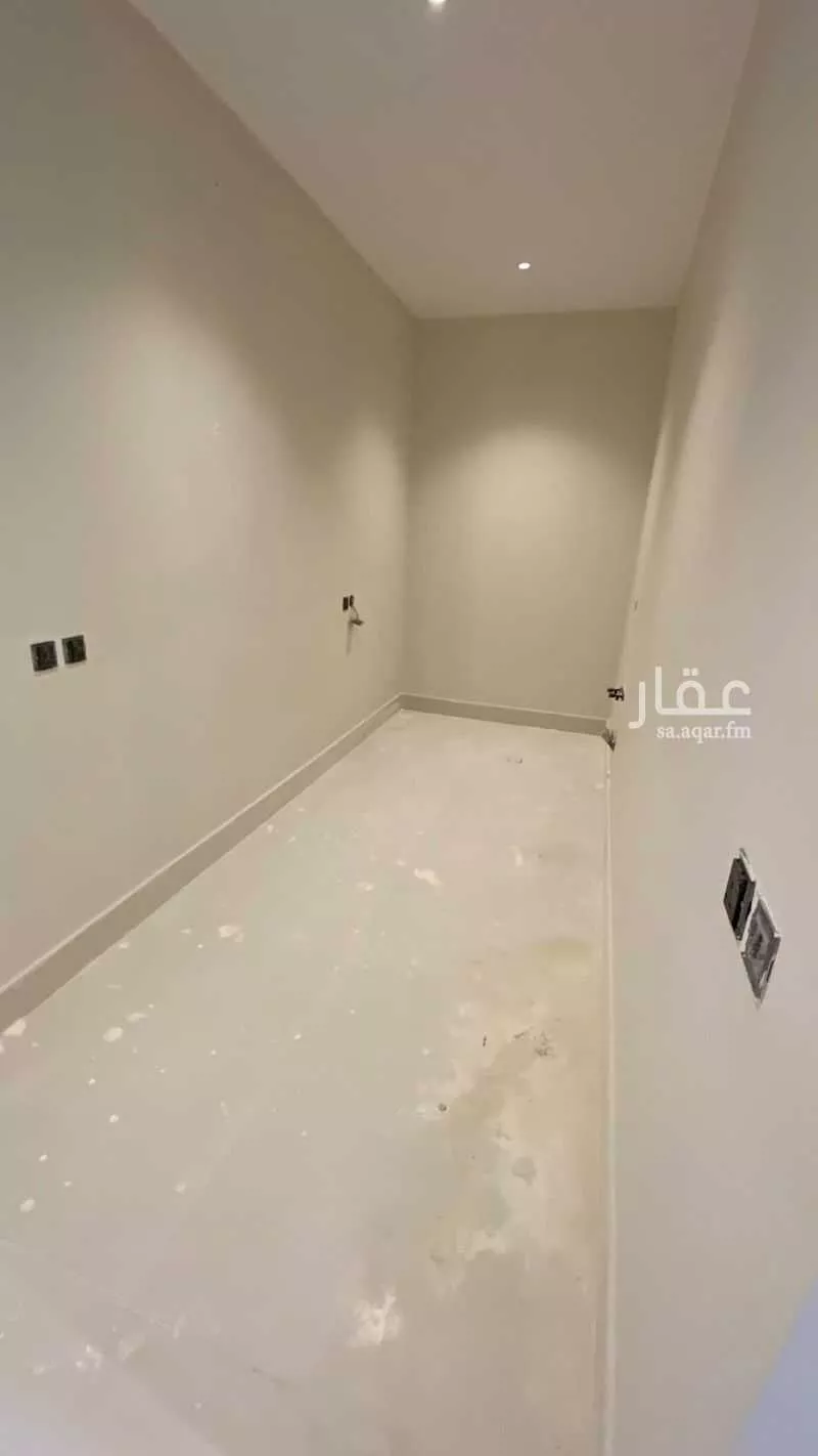 4 bedroom villa in As Sadafah, Eastern Province 11