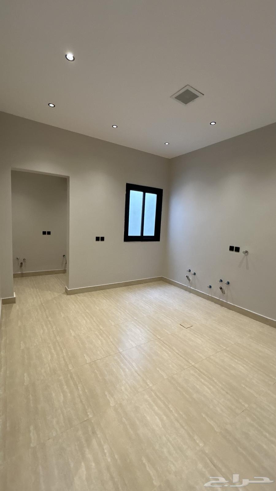 4 bedroom apartment in King Faisal 5