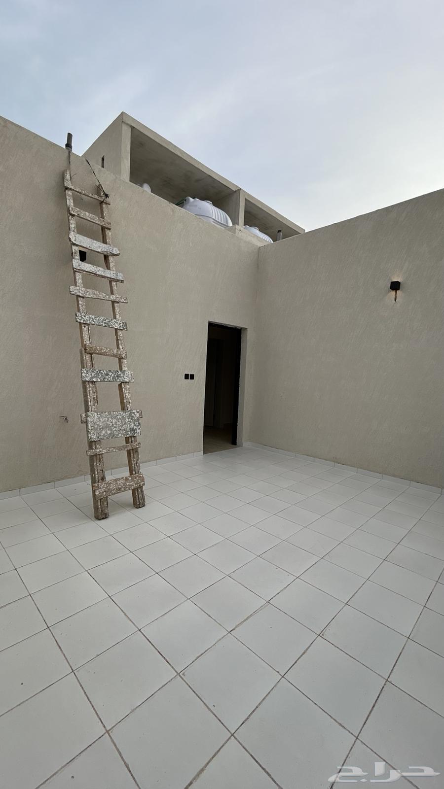 4 bedroom apartment in King Faisal 10