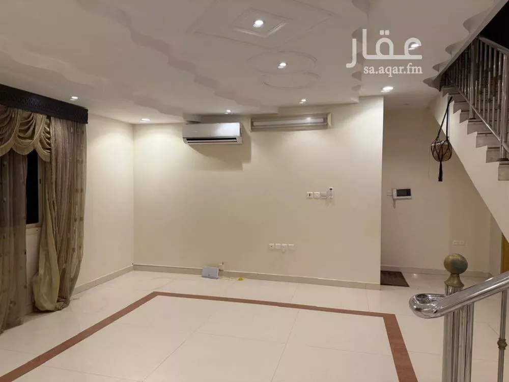 4 bedroom villa in Al Shuhada, Riyadh 13