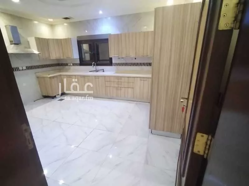 6 bedroom villa in Qurtubah, Riyadh 19