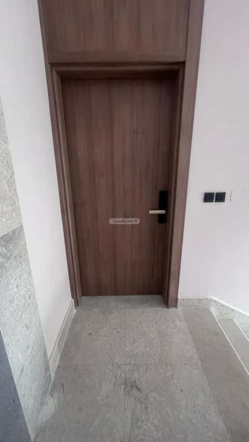 4 bedroom floor in Al Rabwa 5