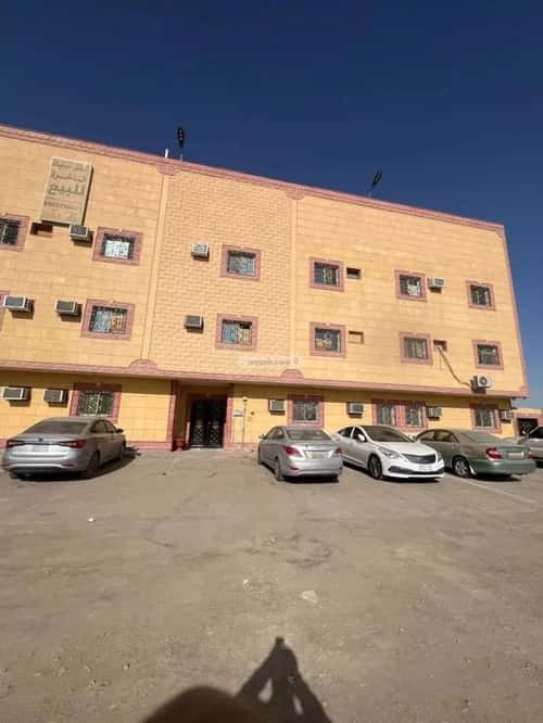 3 bedroom apartment in Al Hazm 3