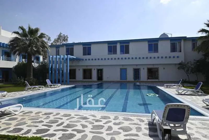 5 bedroom villa in Al Sharafiyah, Riyadh 14