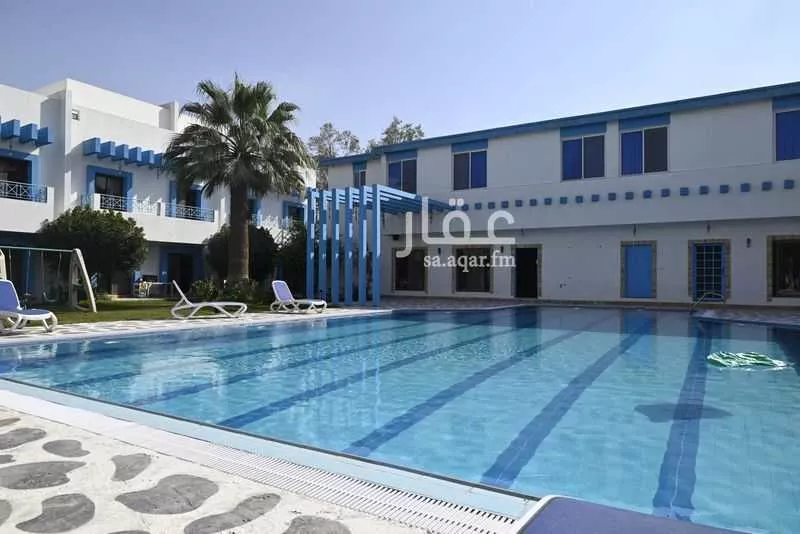 5 bedroom villa in Al Sharafiyah, Riyadh 2