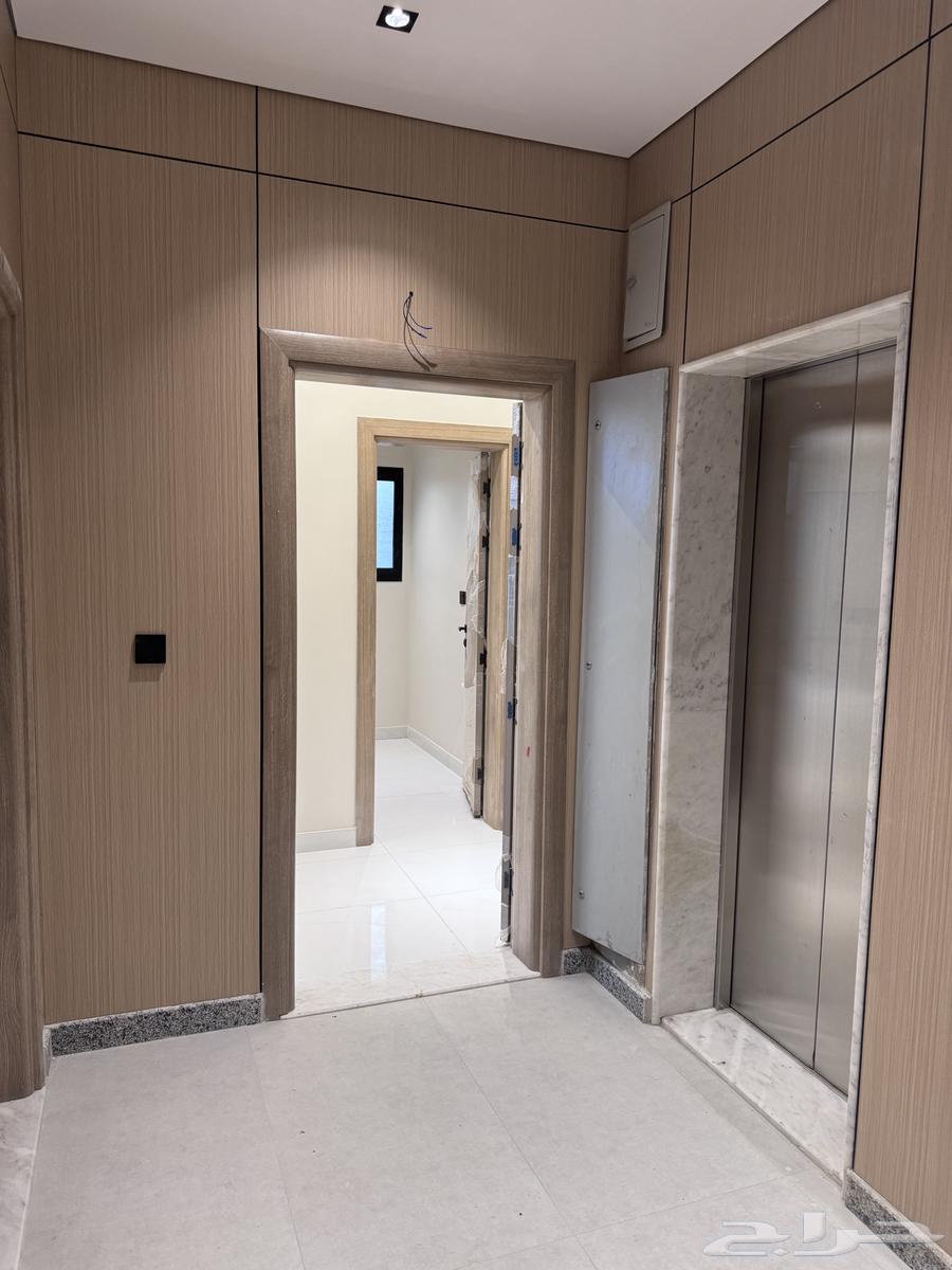 5 bedroom apartment in Ayn Al Khayf 3