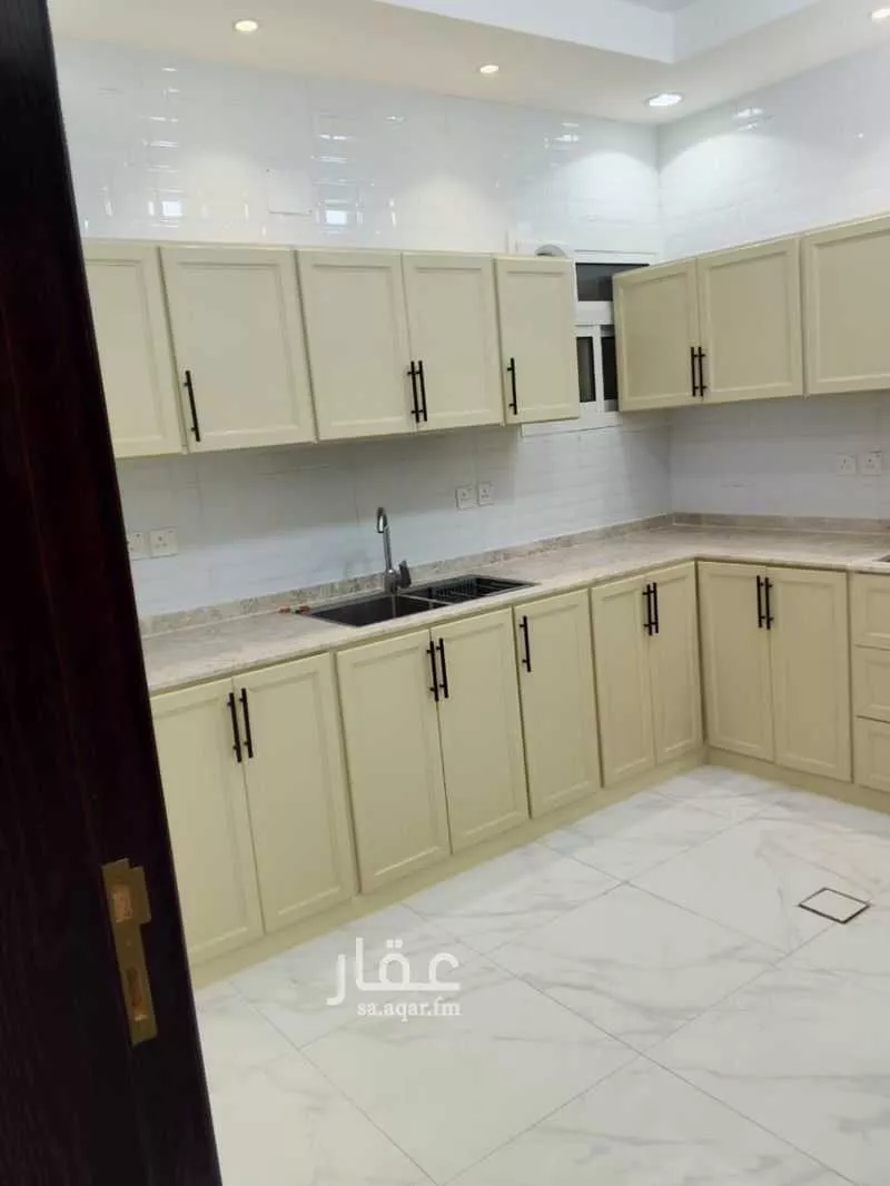 عقار 17 غرف في الربوة، أبها 4