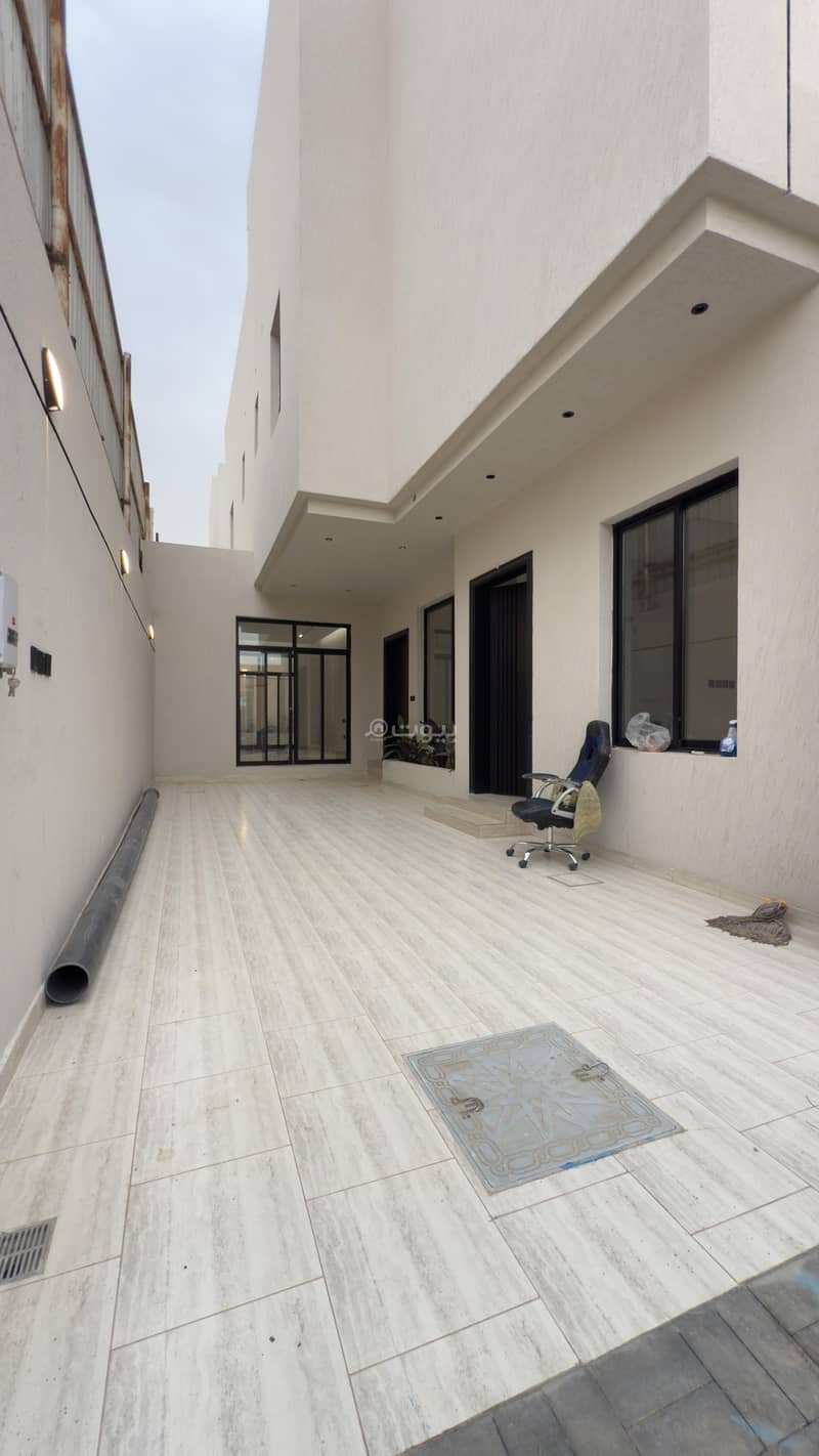 5 bedroom villa in Al Zahrah, Riyadh 10