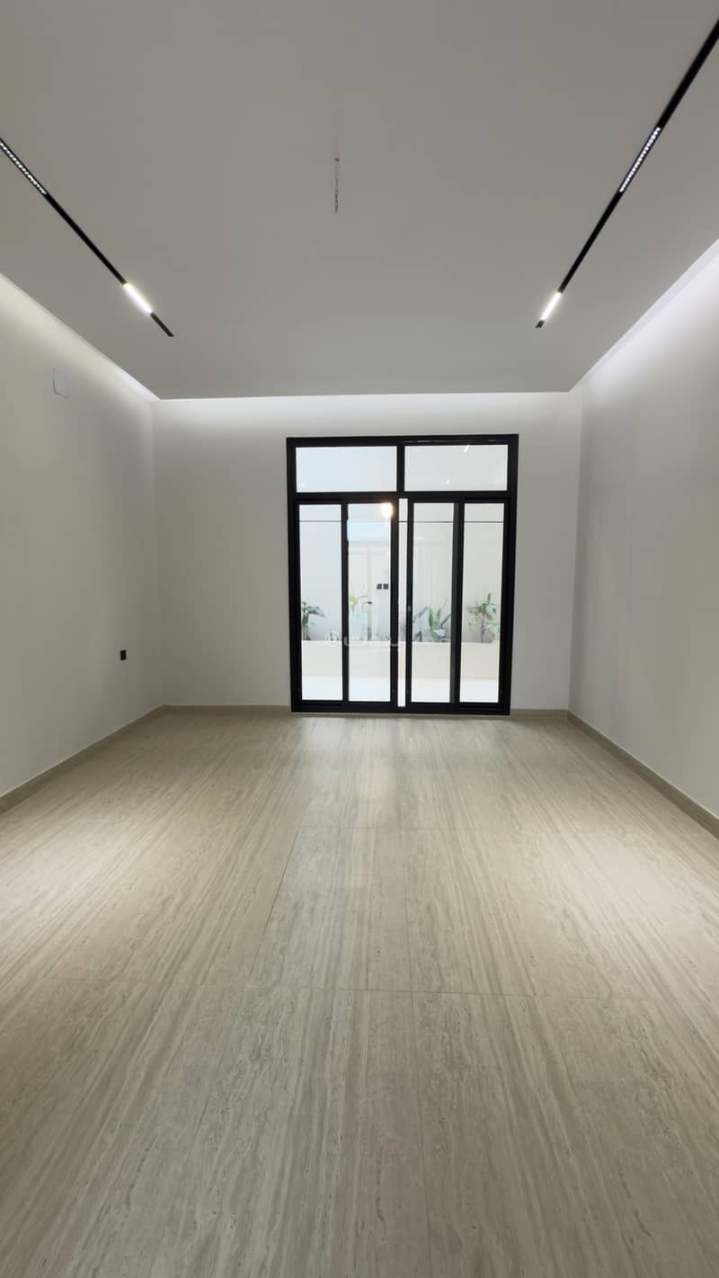 5 bedroom villa in Al Zahrah, Riyadh 19