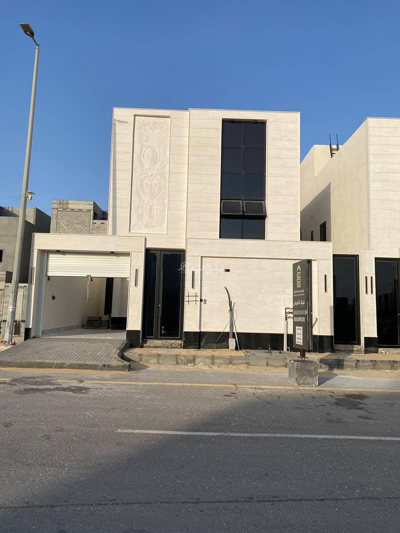 6 bedroom villa in Al Shuroq, Eastern Province 2