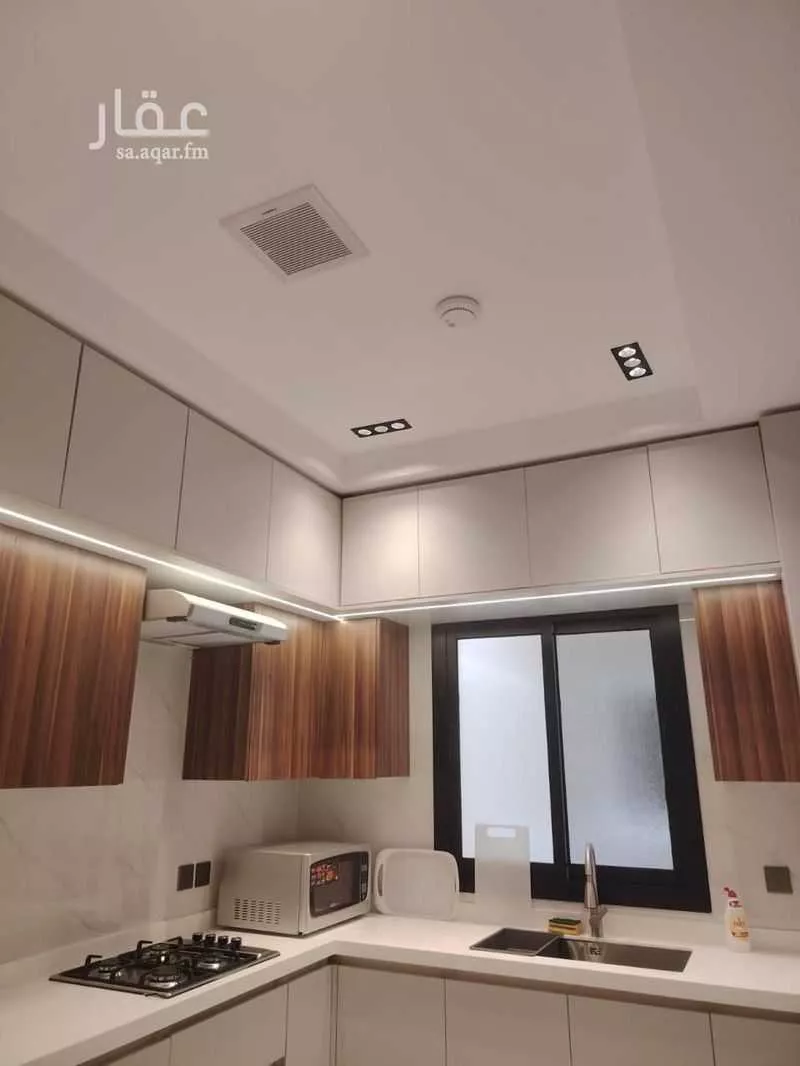 2 bedroom apartment in Al Sharafiyah, Jeddah 14
