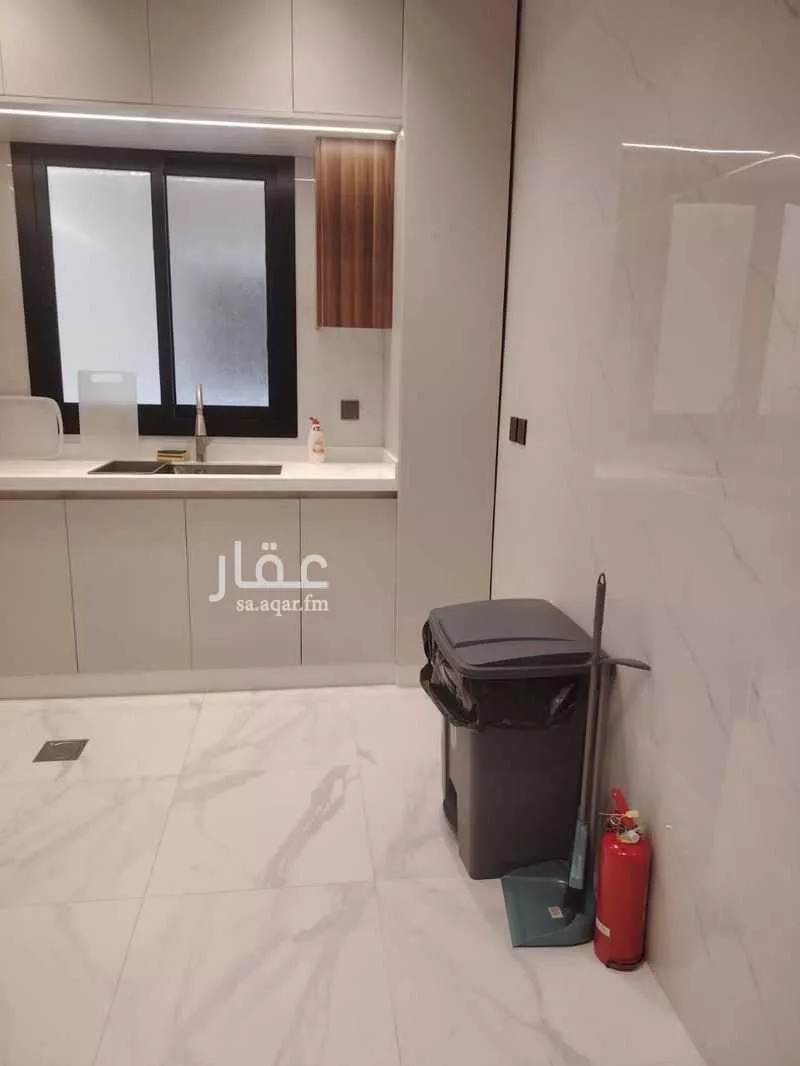 2 bedroom apartment in Al Sharafiyah, Jeddah 8