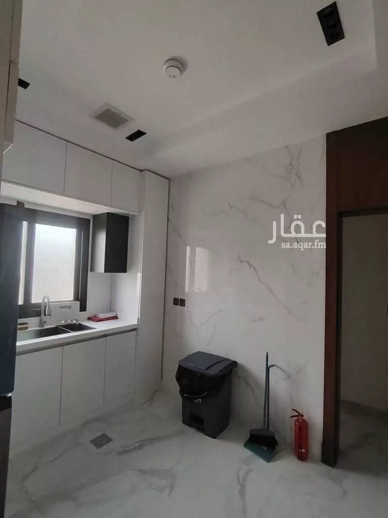 2 bedroom apartment in Al Sharafiyah, Jeddah 15