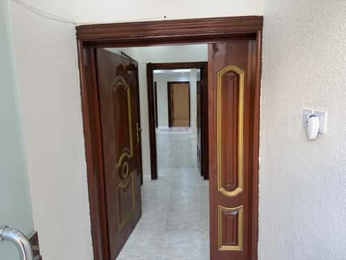 4 bedroom villa in Al Rawdah, Riyadh 4