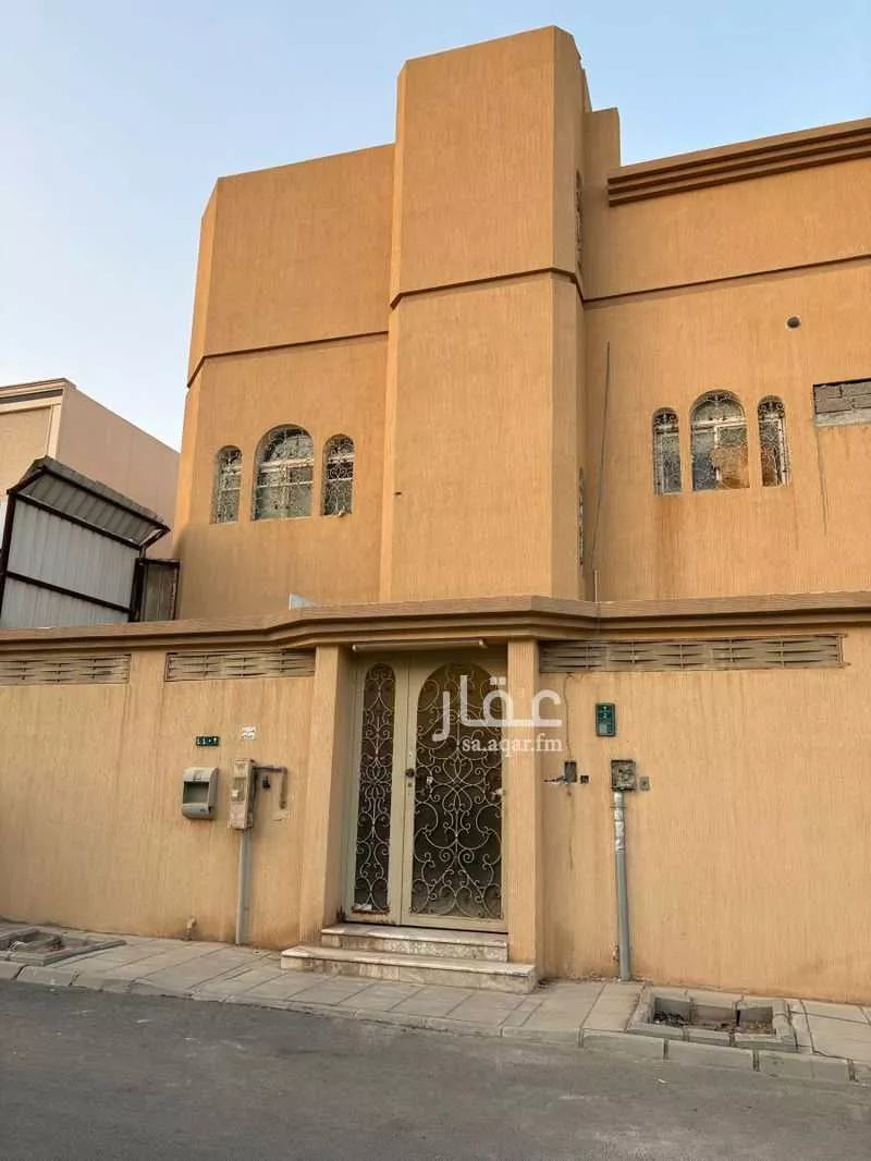 5 bedroom villa in Al Rawabi, Riyadh 7